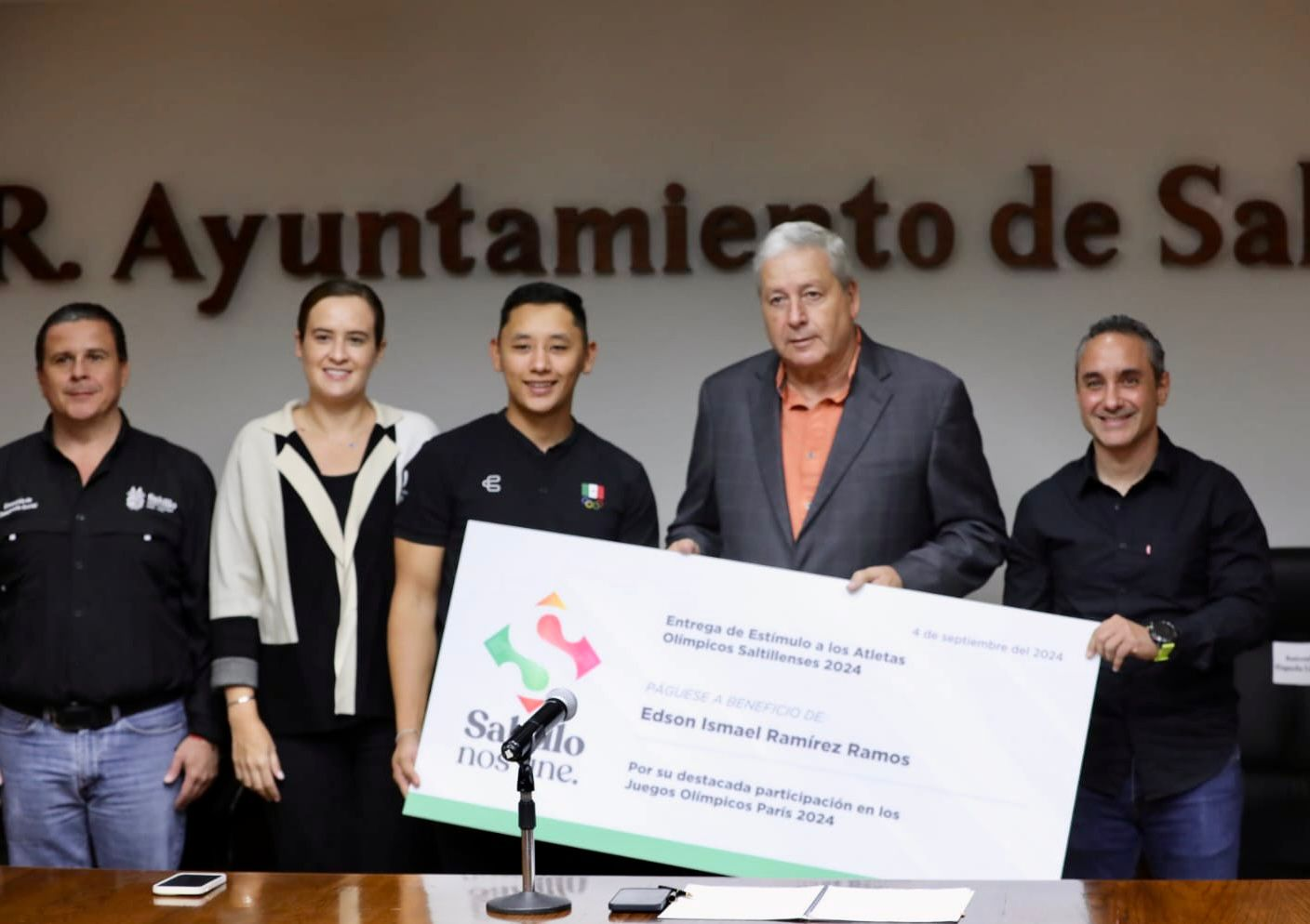 Reconoce Alcalde a atletas olímpicos de Saltillo