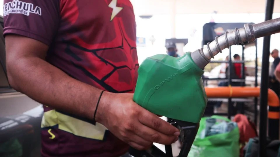 Hacienda elimina el subsidio a la gasolina magna previo al fin de semana patrio
