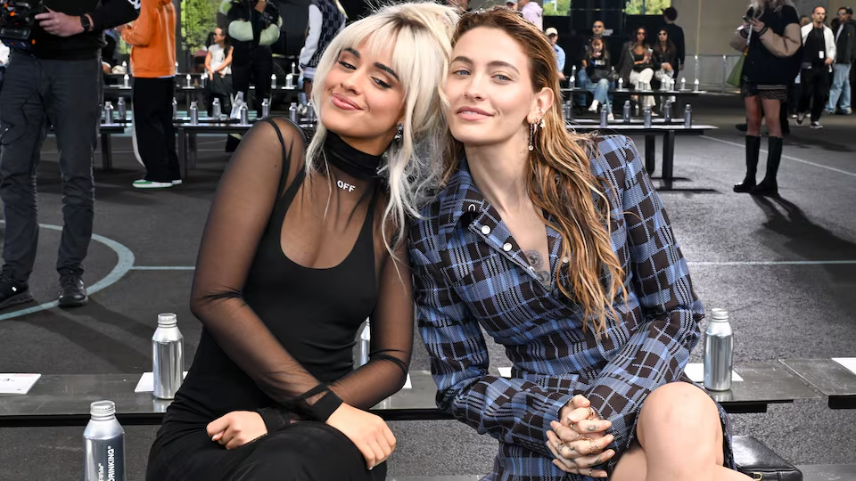 Camila Cabello y Paris Jackson compartieron la primera fila en el desfile de Off-White en Nueva York