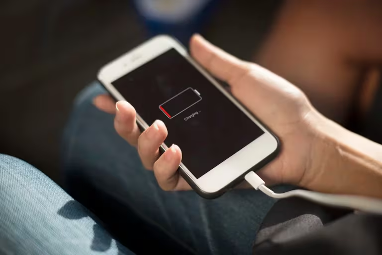 Carga lenta del celular: Cómo saber si es el cable o el puerto el que está fallando