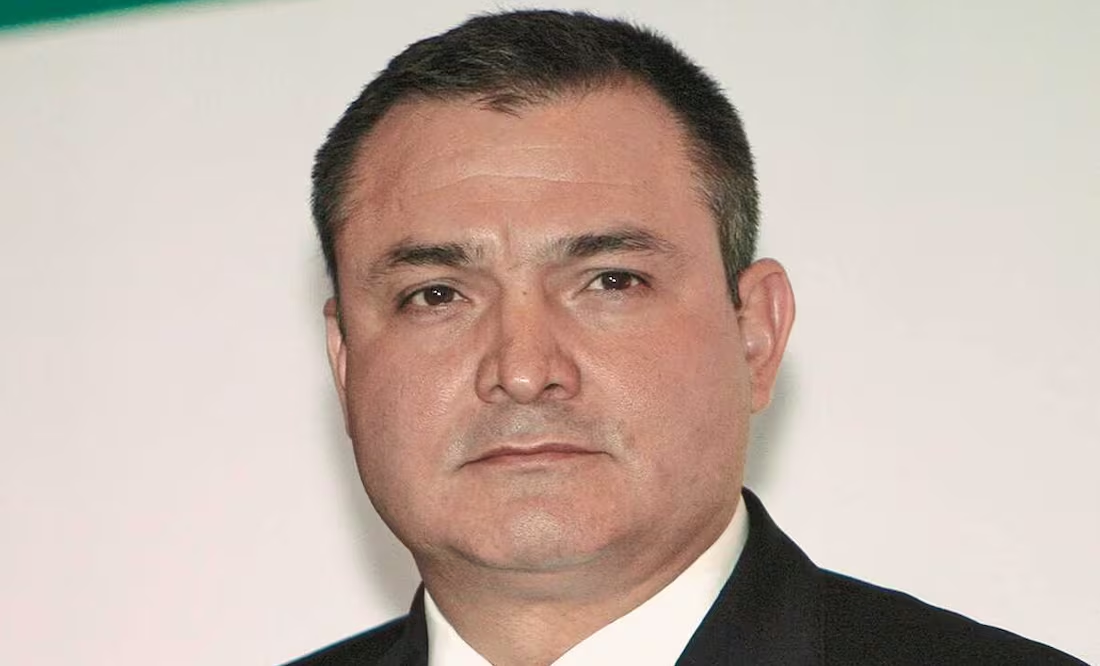 Genaro García Luna manda carta desde la cárcel; dice que hay audios de AMLO con narcos, pero no los muestra
