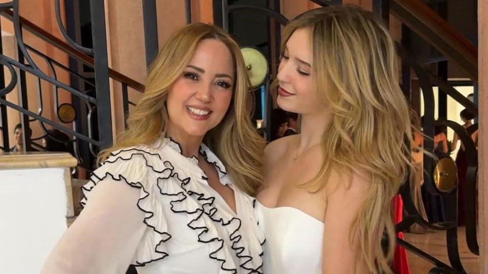 Andrea Legarreta pone fin a los rumores sobre su hija, Mía Rubín