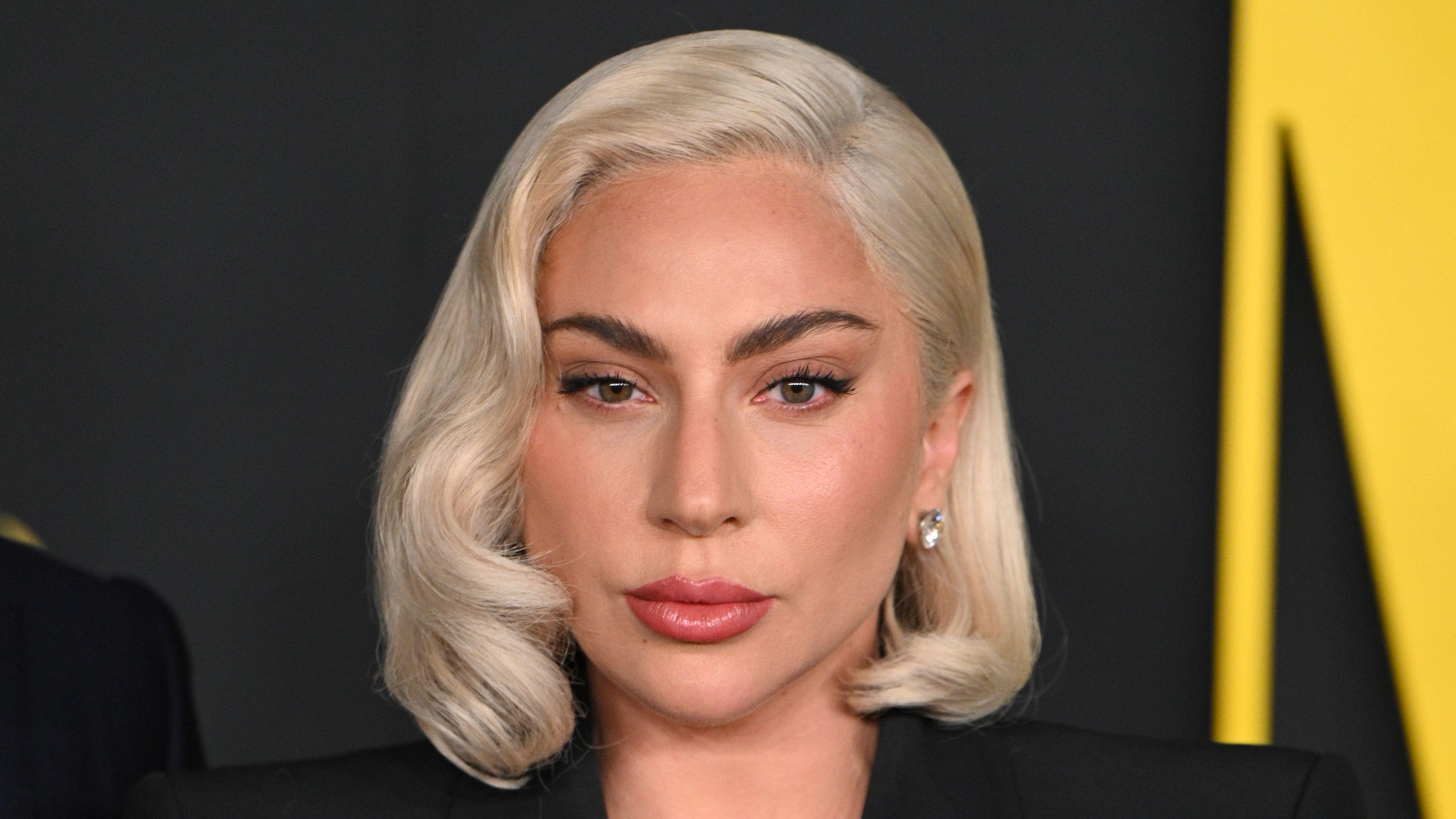 Lady Gaga se sincera sobre los rumores de que era hombre: “No me sentí víctima”