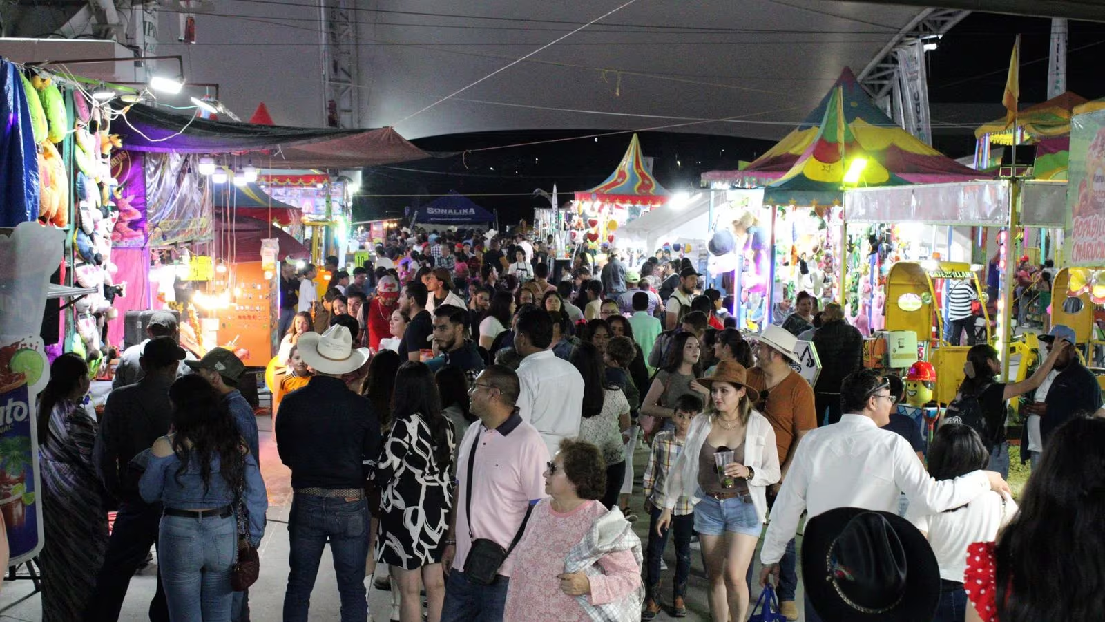 Explota tanque de gas cerca de la Feria Nacional de Zacatecas; hay 6 heridos
