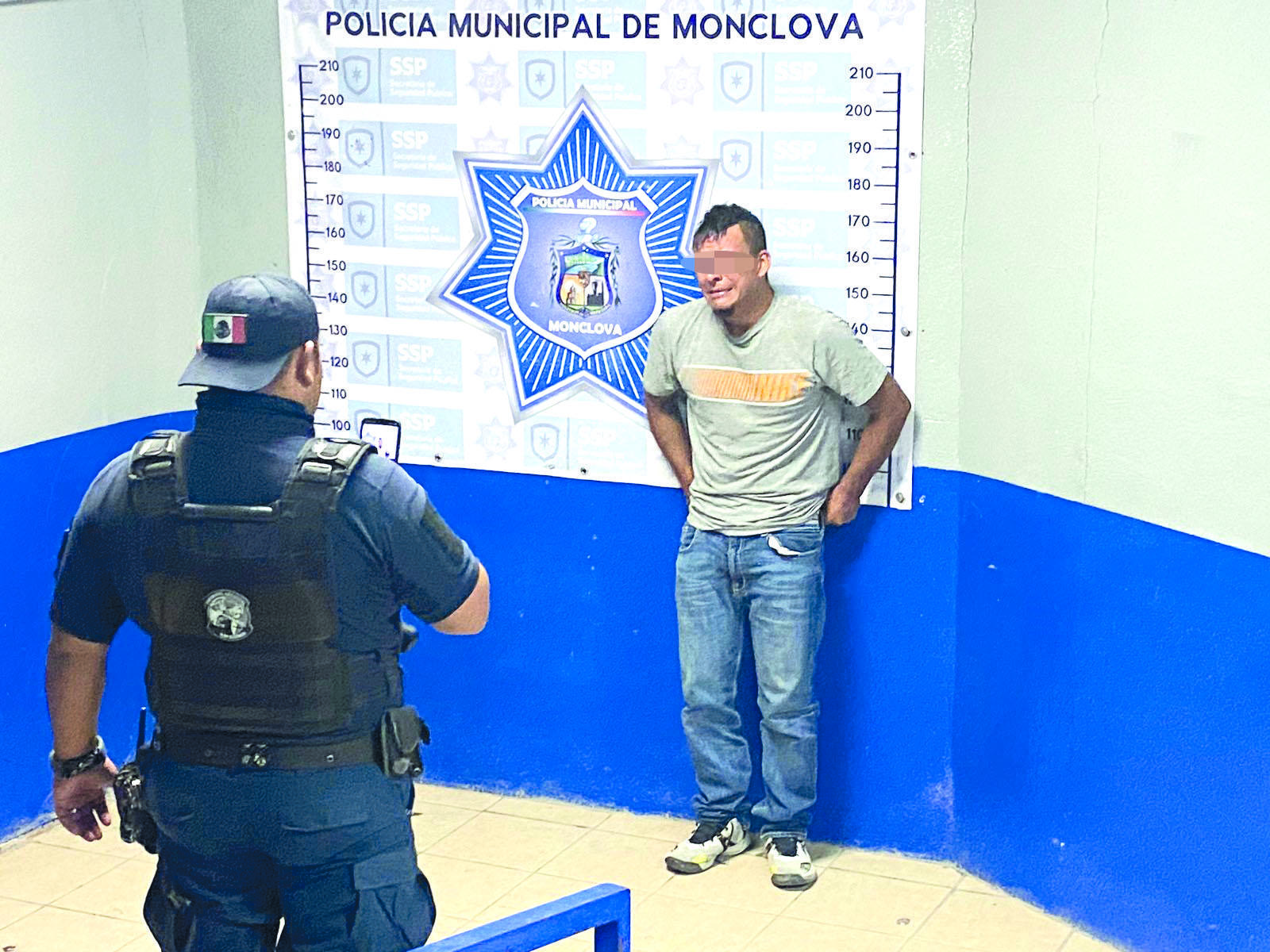 Roba la camioneta de su padre; lo detienen
