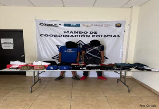Detienen 2 menores por robo a boutique en PN