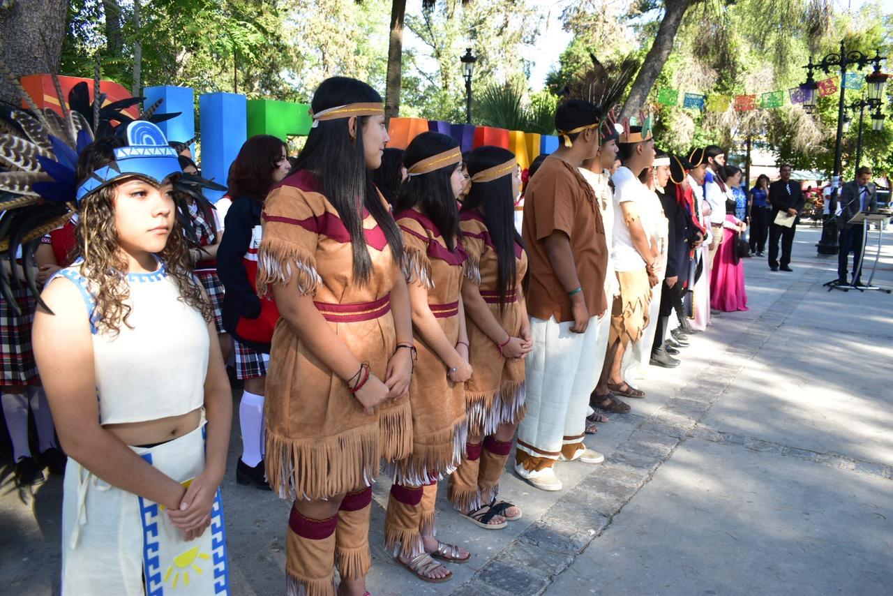 CELEBRAN EL DÍA DE LA RAZA EN SB
