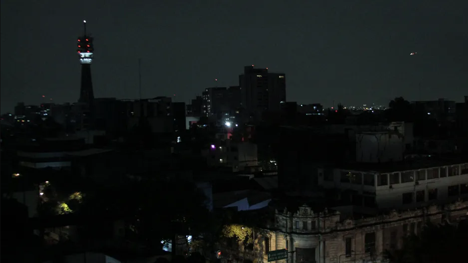 Apagón en Cuba continúa por cuarto día; México ofrece ayuda para restaurar energía