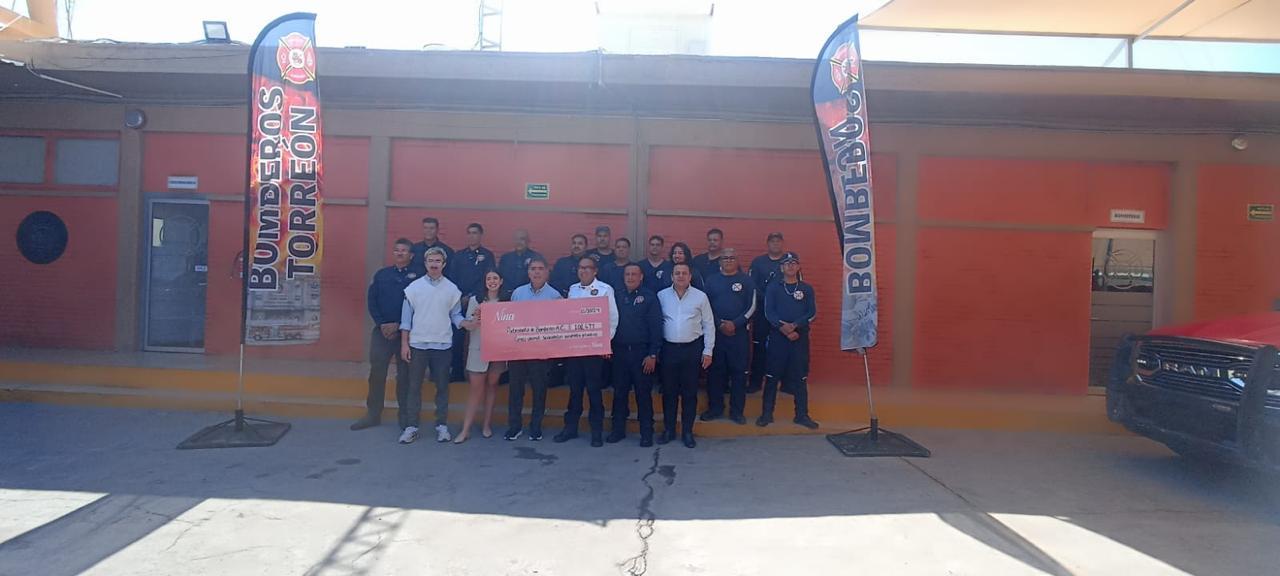 Donan más de 100 mil a Bomberos de Torreón
