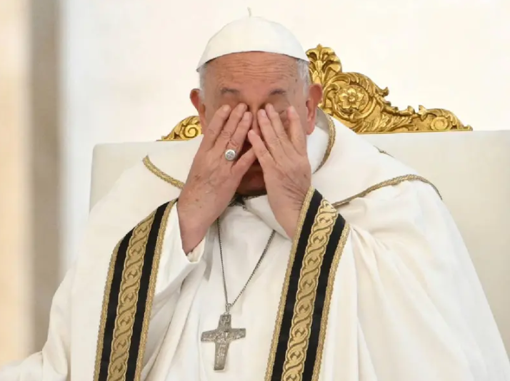 El Papa abre debate sobre el futuro de la Iglesia; violencia sexual a menores tema central