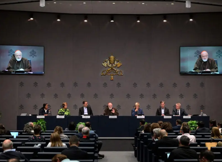 El Vaticano pide agilizar destituciones de sacerdotes acusados de abuso