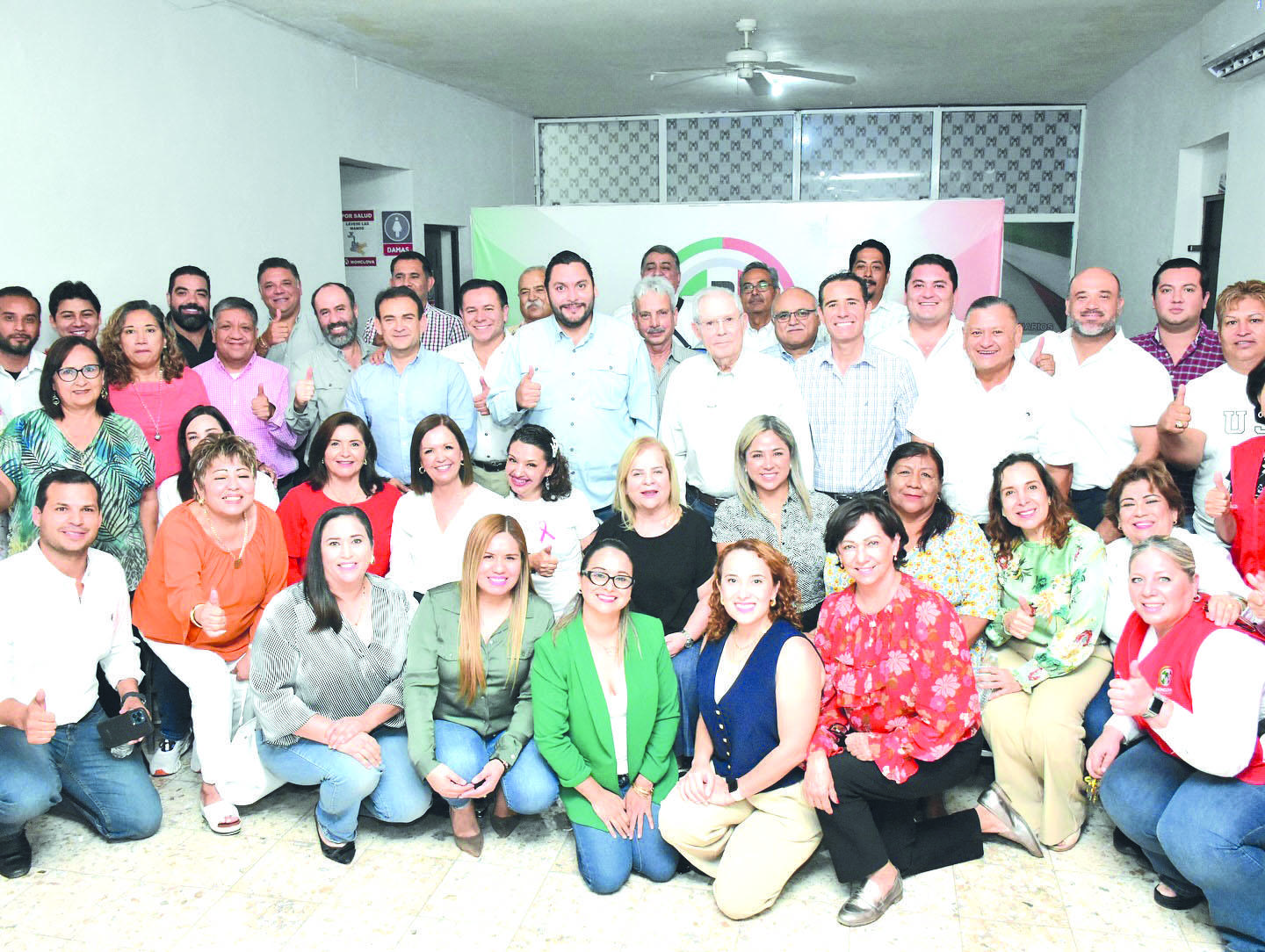 Se reúne Carlos Villarreal con el líder estatal del PRI