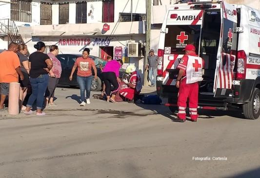 Atropellan a hombre y lo dejan a su suerte