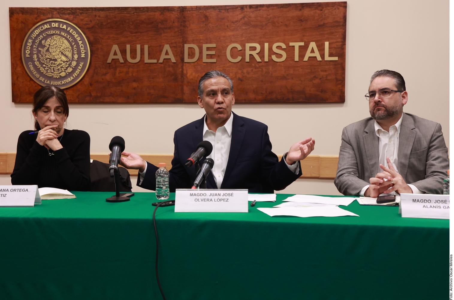 Juez que otorgó amparo a AMLO en 2005 que le permitió postularse a la presidencia, asegura que volvería a fallar a su favor