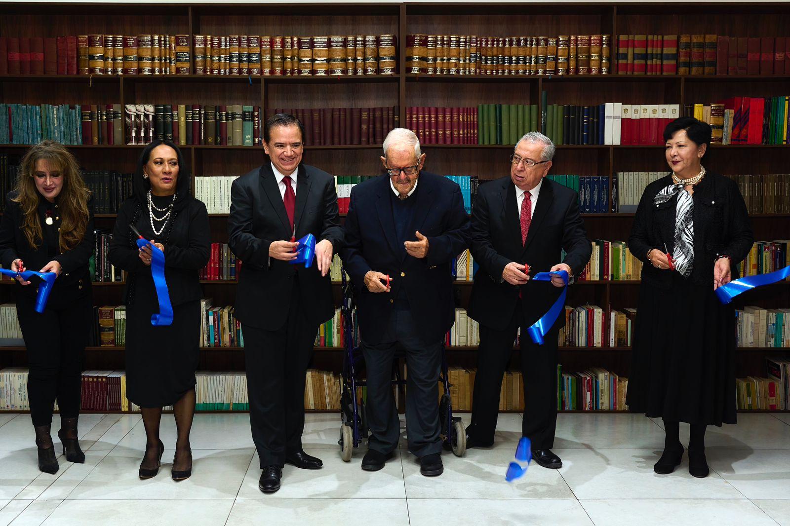 Recibe Tribunal Administrativo de Coahuila Legado Bibliográfico