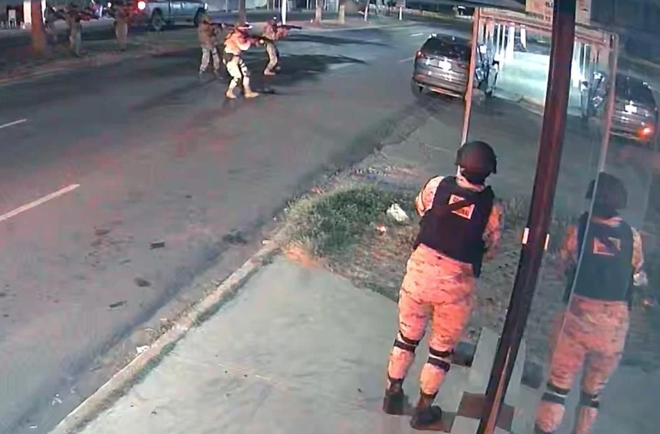 ‘Mátalo’, exhiben a militares en operativo en Culiacán