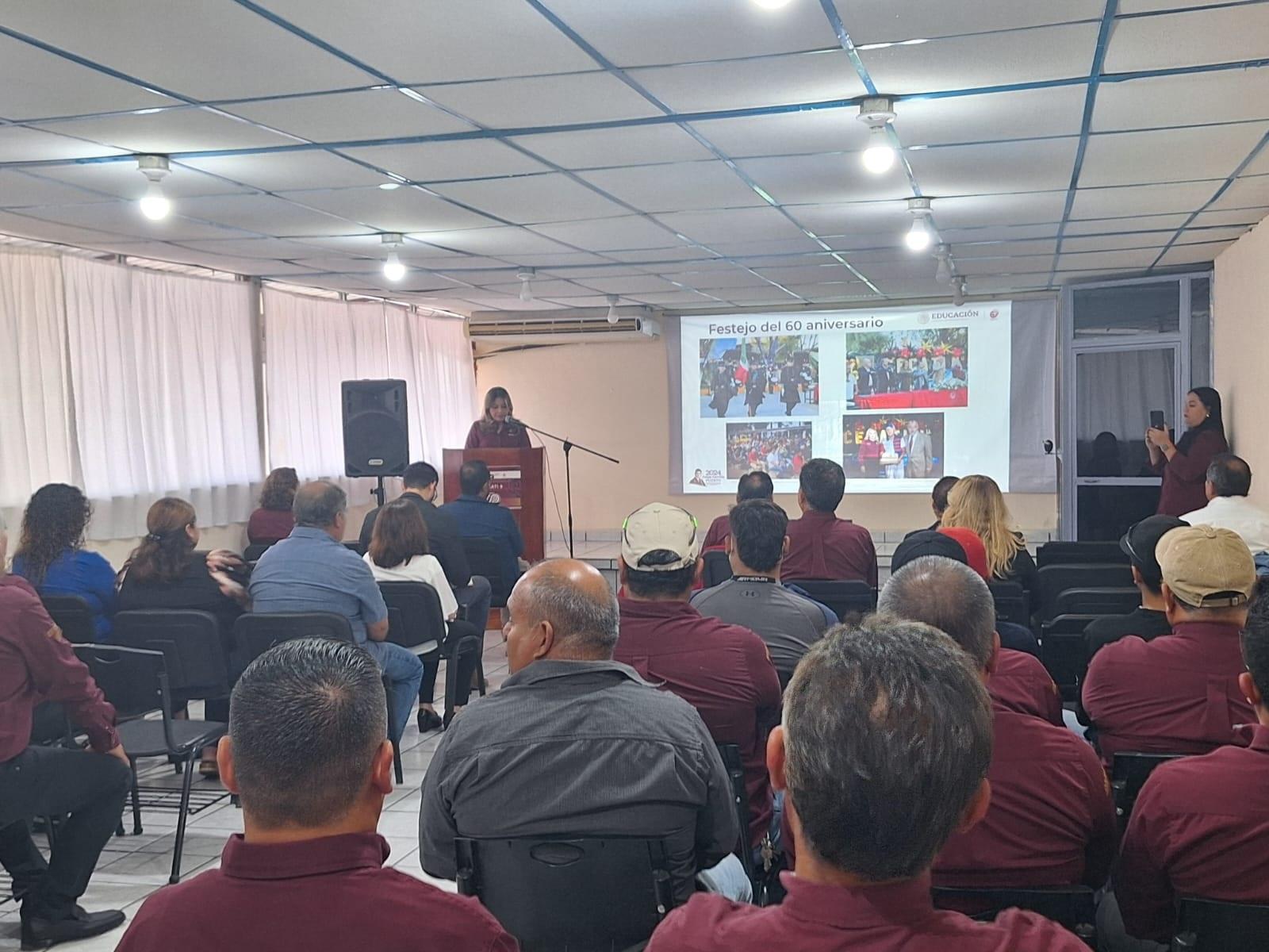 Ofrece la Directora de CECATI informe 2024