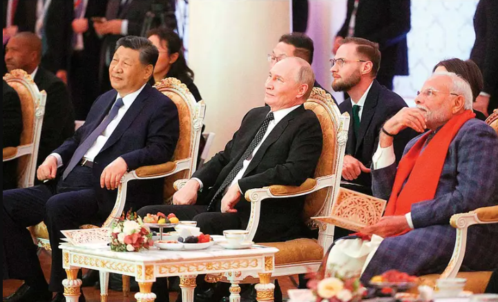 Putin quiere moneda para burlar al dólar; inicia cumbre de los BRICS