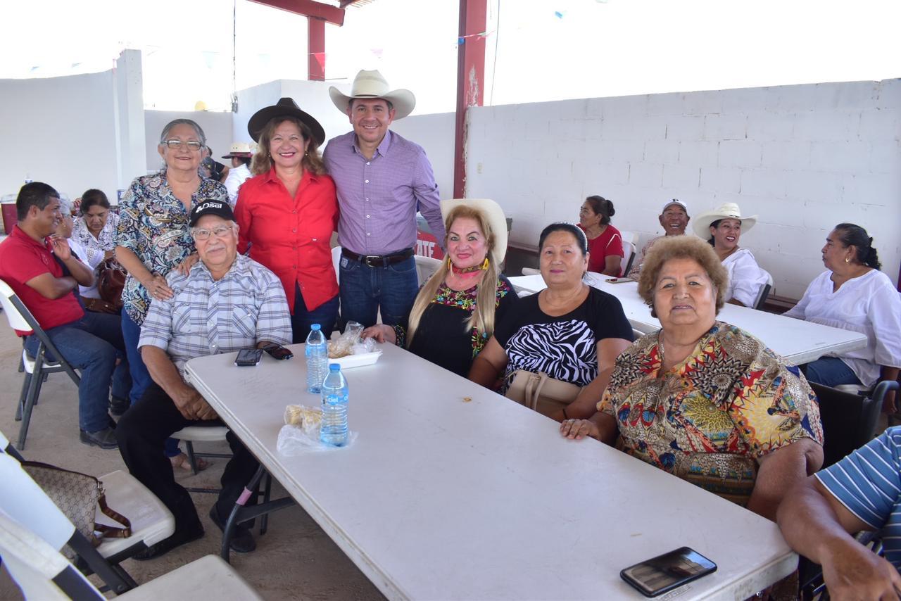 Festeja San Buena los 93 años del “Cerrito”