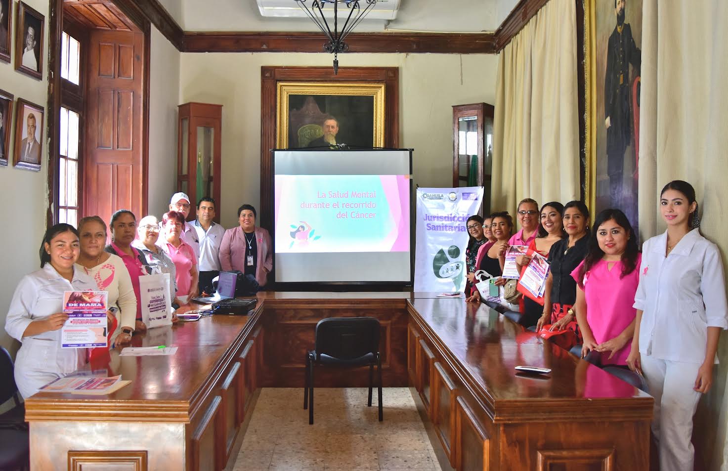 Imparten en 4C plática contra cáncer de mama