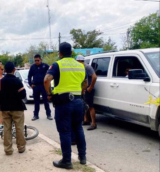Arrollan a estudiantes