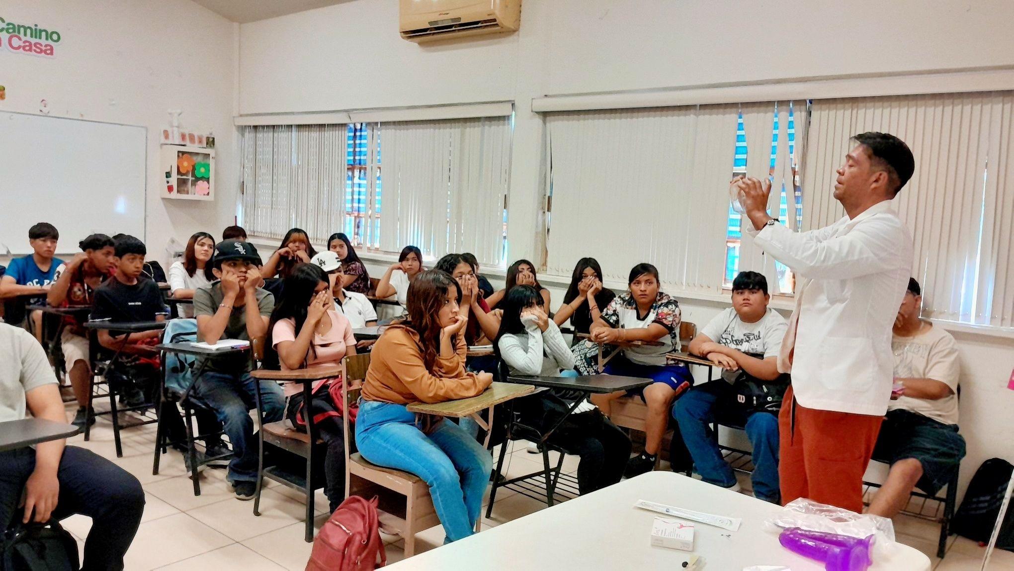 Fomentan la prevención de embarazos precoces