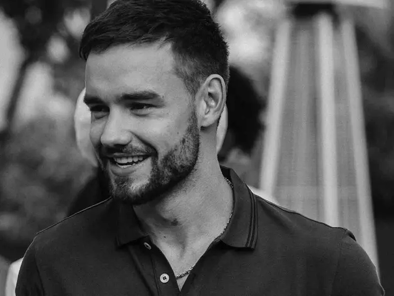 Liam Payne habría estado inconsciente y en un brote por abuso de sustancias cuando cayó