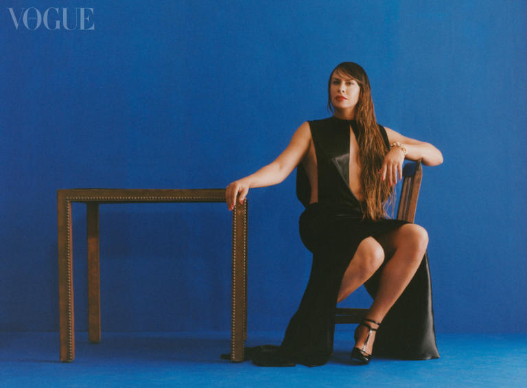 Karla Sofía Gascón en la portada de Vogue: “Quiero trabajar para que la sociedad entienda que hay personas diversas, que todas las historias son válidas y que nadie puede decirnos qué hacer con nuestros cuerpos”