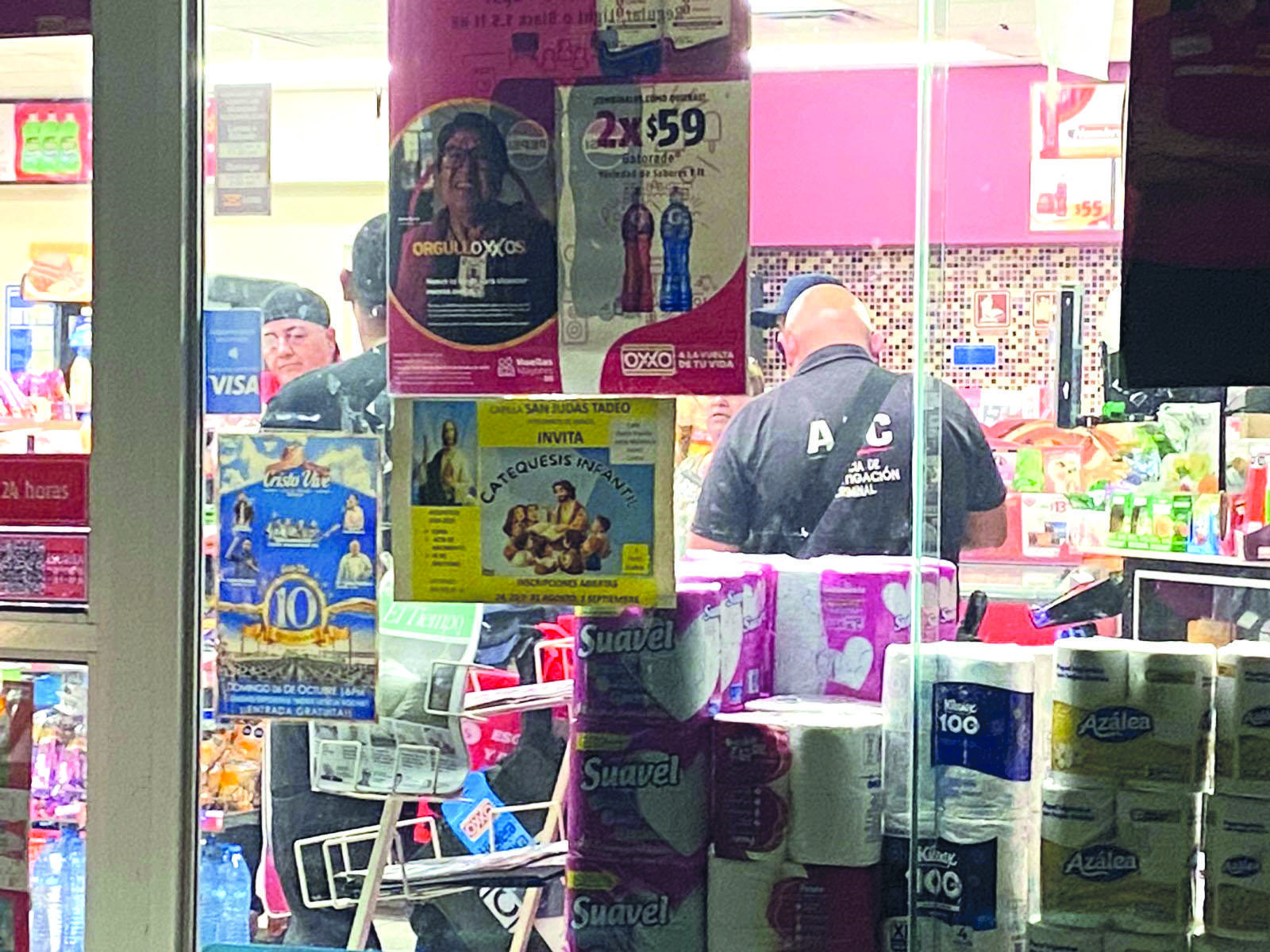 Evitan preventivos robo en miscelánea
