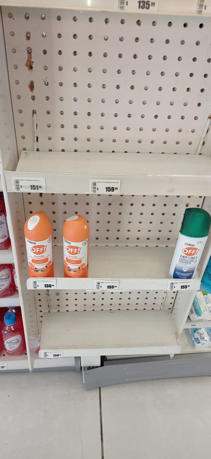 Vacían estantes de venta de repelente