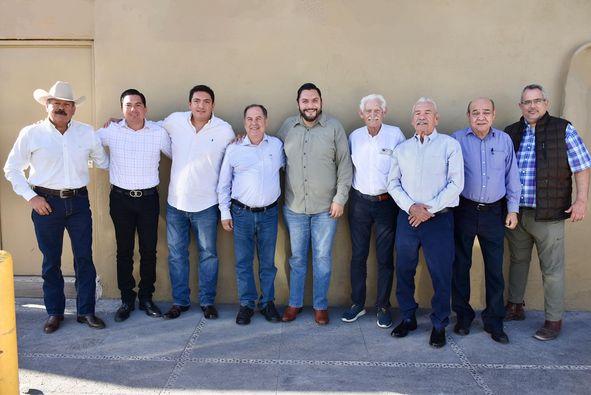 Carlos Villarreal impulsa la tradición de la charrería