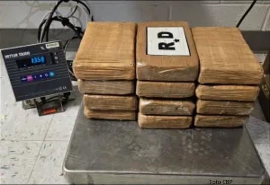 CAPTURA CBP A MUJER CON 13.6KG DE COCAÍNA