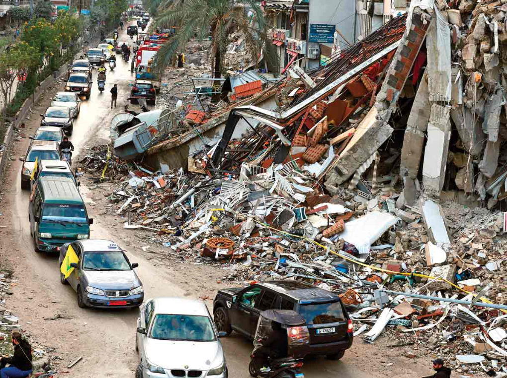 Desplazados vuelven a ruinas de Beirut; “pese a destrucción, estamos felices”