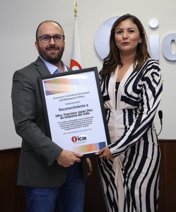 Reconoce ICAI a dos comisionados