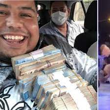 Voraz Mayito… quiere 800 mil pesos de bono