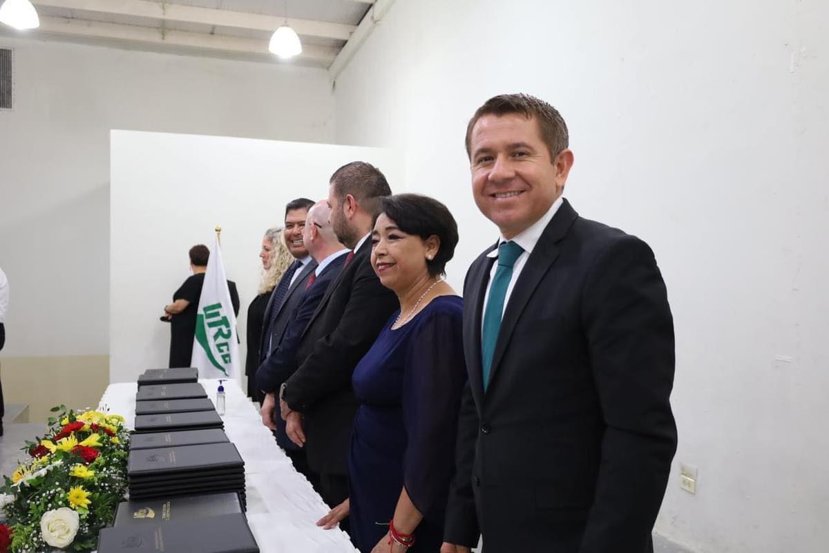 Se gradúan en SB alumnos de UTRCC
