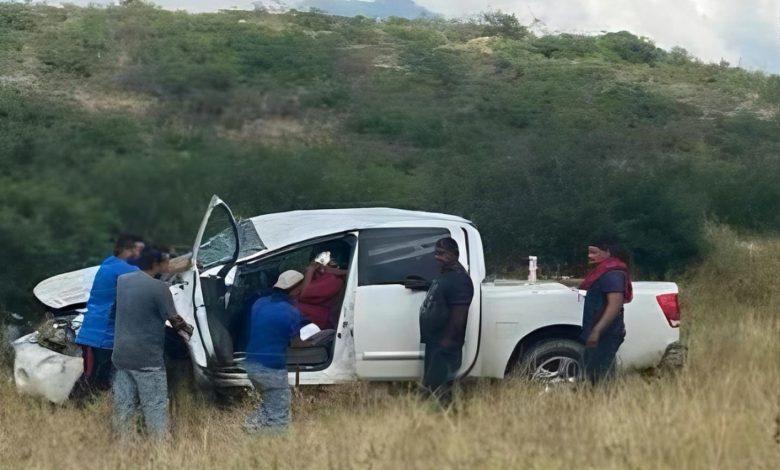 Sufre volcadura en Carretera 57