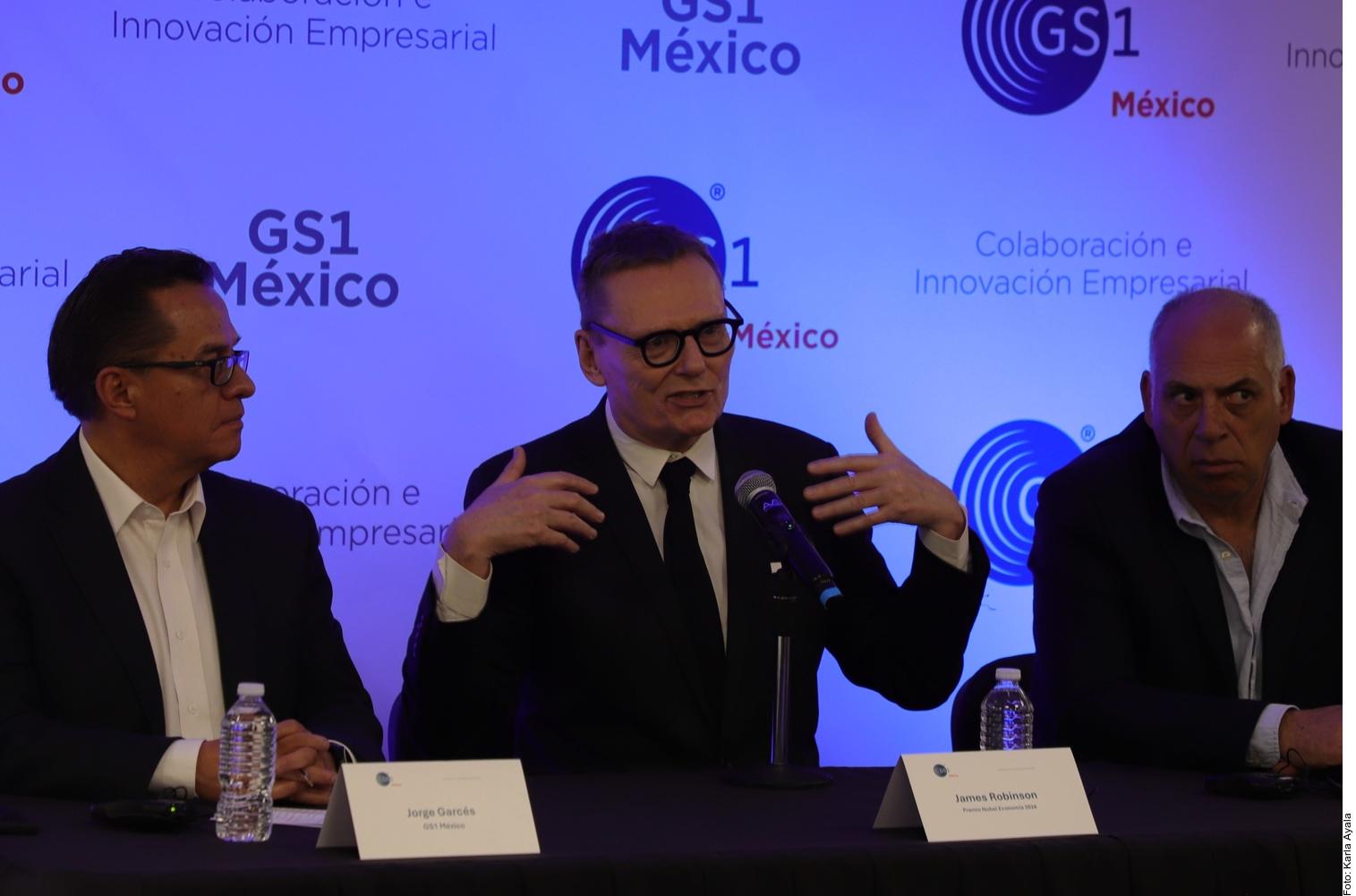 Ve Nobel de Economía problema de Estado de Derecho en México