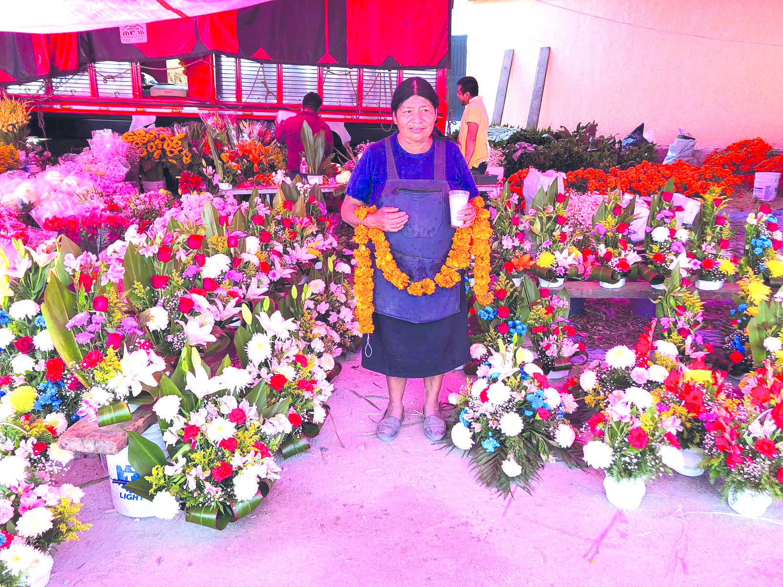 Afectaron lluvias del Sur la producción de flores