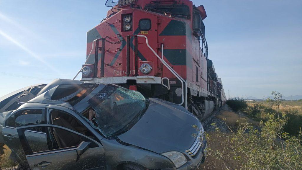 IMPACTA FERROCARRIL AUTO CON  EMBARAZADA