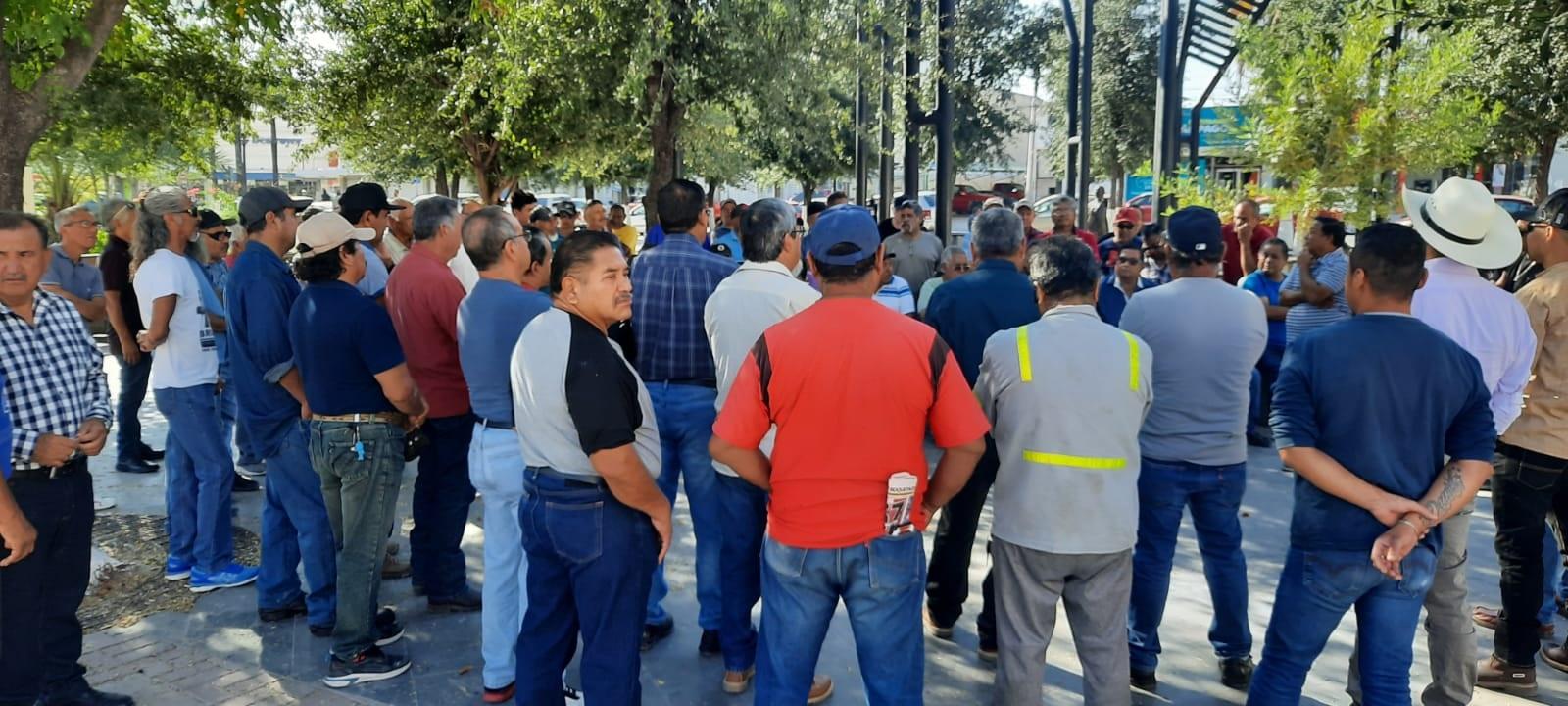 Piden obreros de AHMSA facilitar pago de impuestos