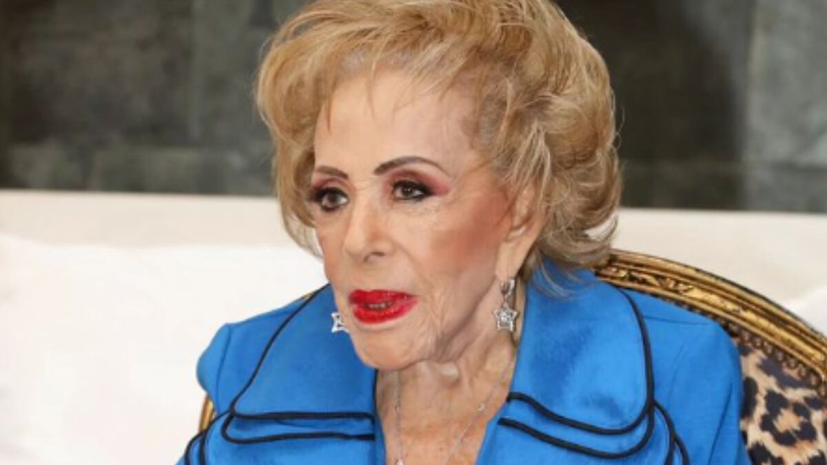 La Actriz Silvia Pinal fue hospitalizada