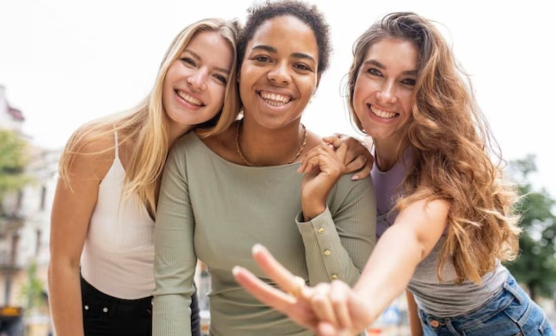 7 cosas que se animan a hacer las mujeres más seguras; esto dice la psicología