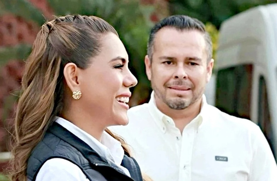 Bajan lista de regalos… sigue conflicto de interés