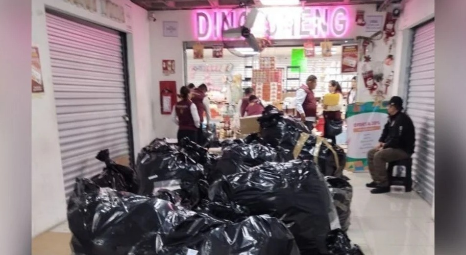 DECOMISO DE MERCANCÍA ILEGAL