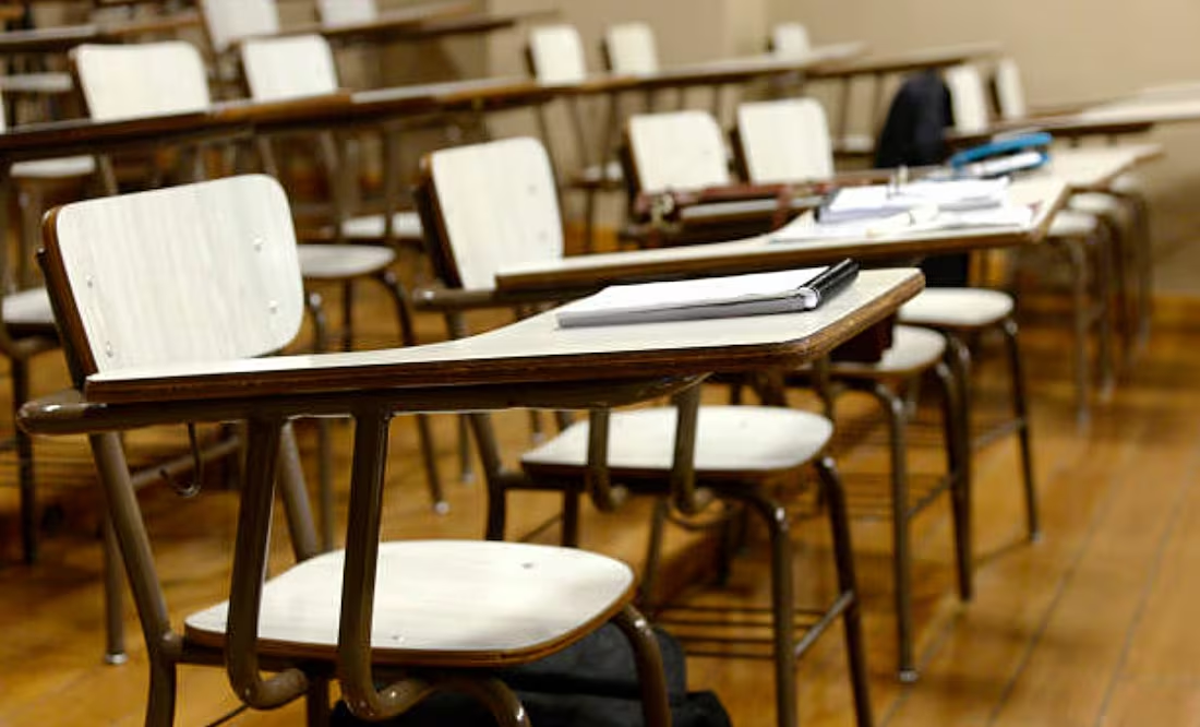 Niña de 12 años apuñala a compañero tras delatarla con un profesor en Italia; llevó un cuchillo desde su casa