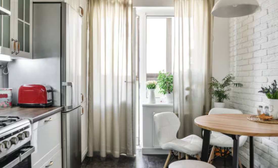 Rentan departamento de 6 metros por 13 mil pesos en Italia; reportan crisis de vivienda por turismo