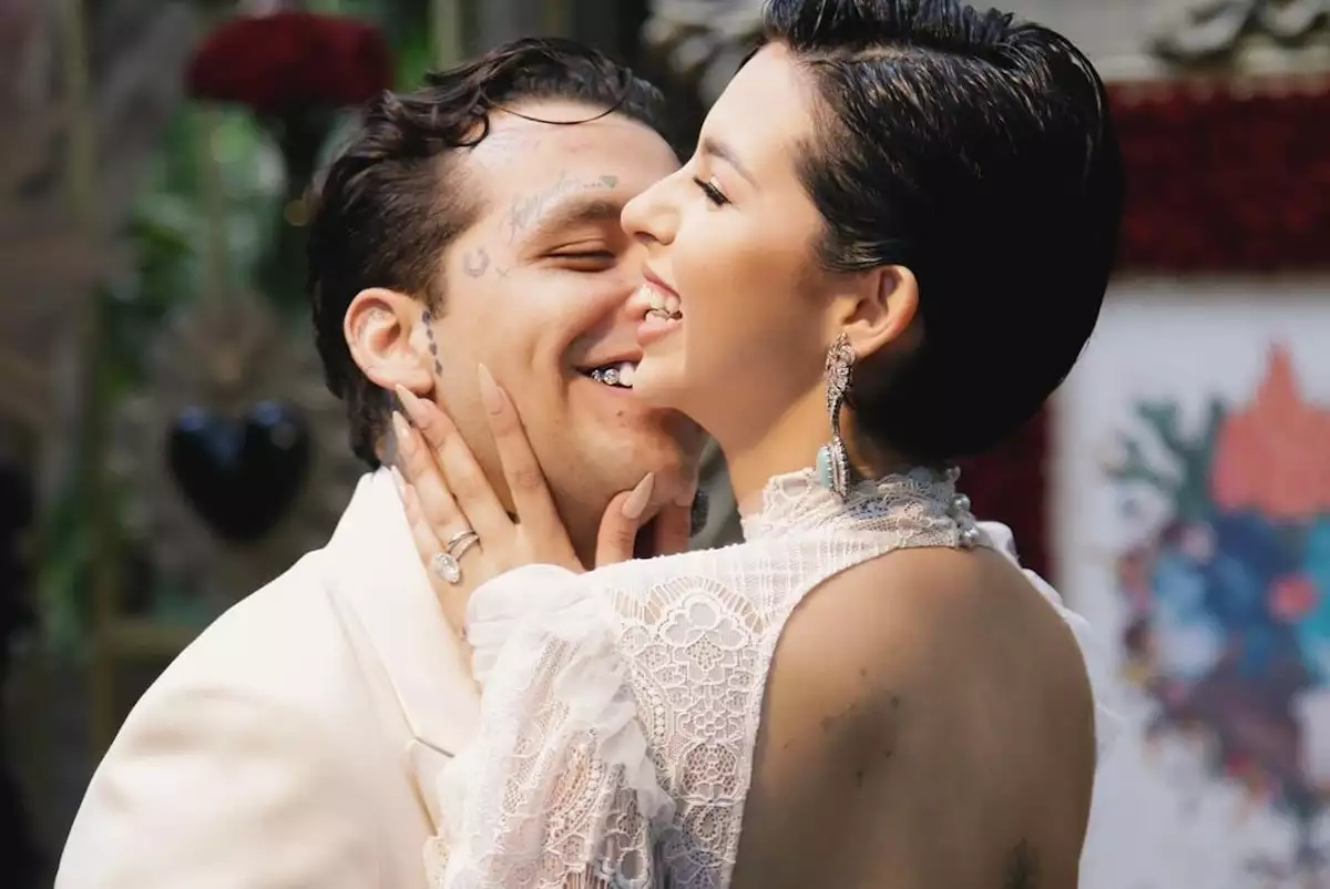 El detalle en el acta matrimonial de Christian Nodal y Ángela Aguilar que sorprendió a Myrka Dellanos