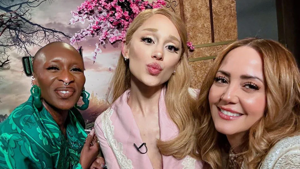 Andrea Legarreta presume su encuentro con Ariana Grande y Cynthia Erivo, protagonistas de ‘Wicked’