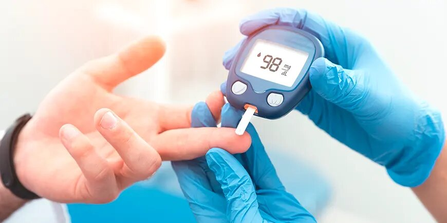 ¿Cuándo se considera alto el nivel de azúcar en la sangre?